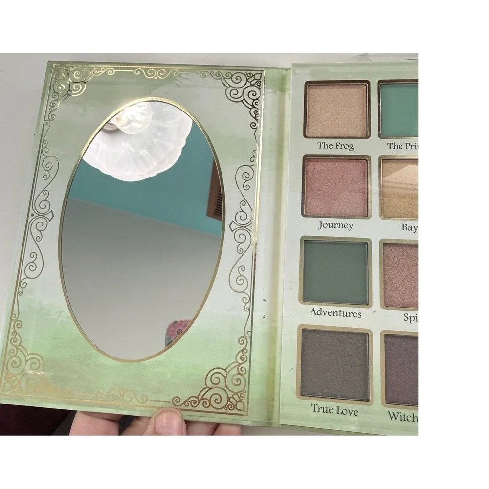 Disney Princess and the Frog Eyeshadow Palette Taste Beauty Tiana Mirror‎ NEW